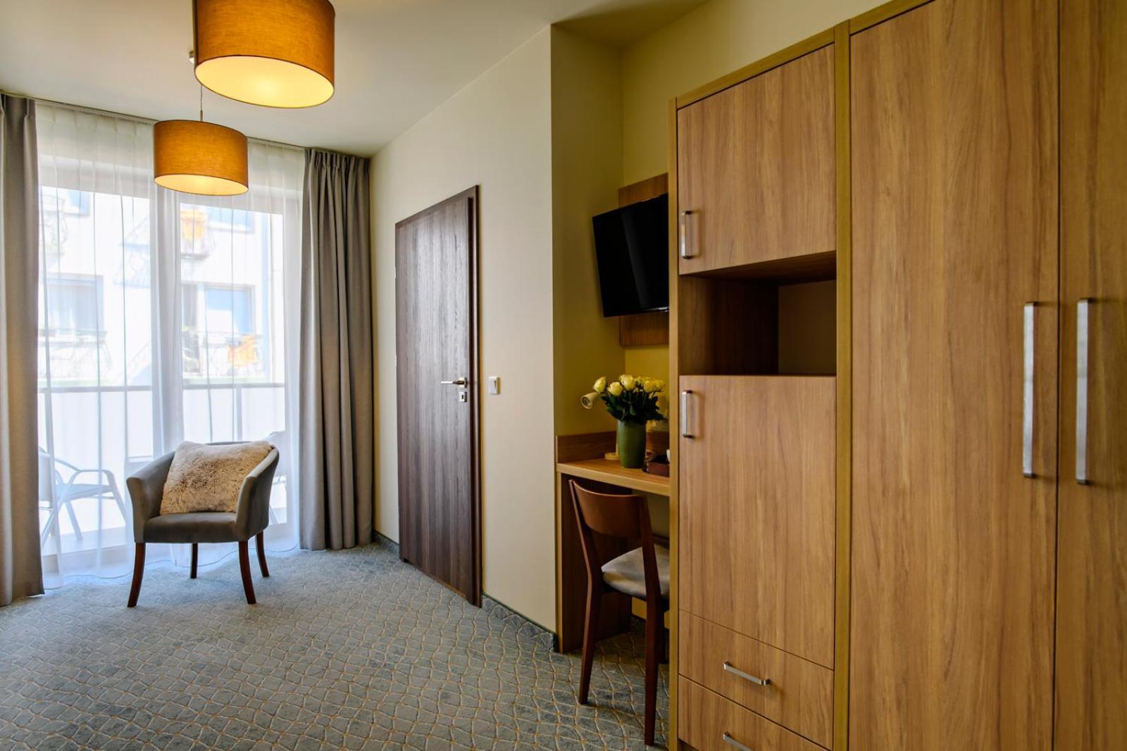 Hotel Brzozówka Busko-Zdrój Kültér fotó